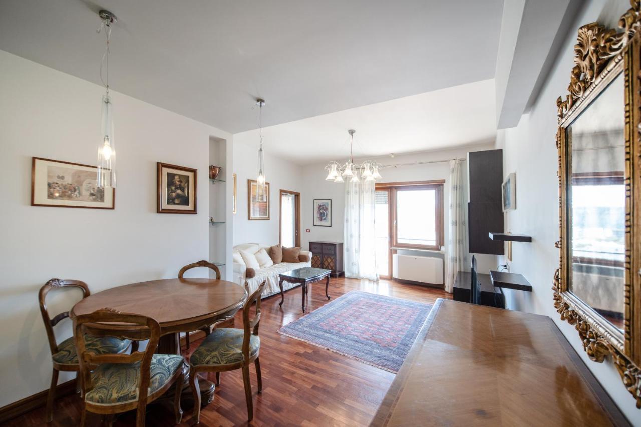 Appartamento Vista Mare Napoli Bagian luar foto
